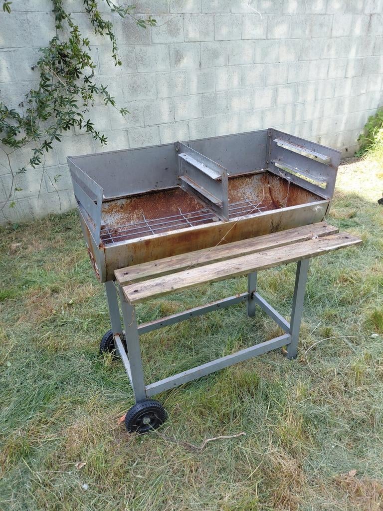 Grote bbq, Ophalen