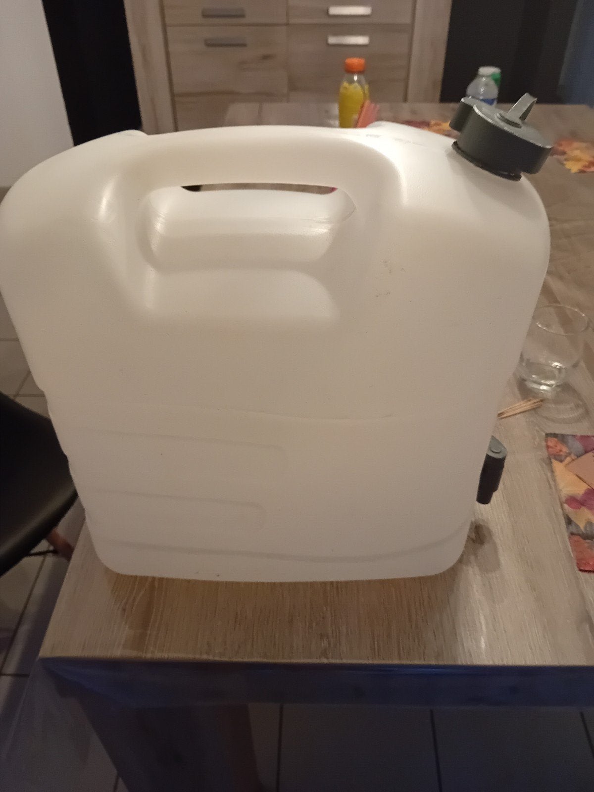 bidon plastique 20 litres, Ophalen of Verzenden