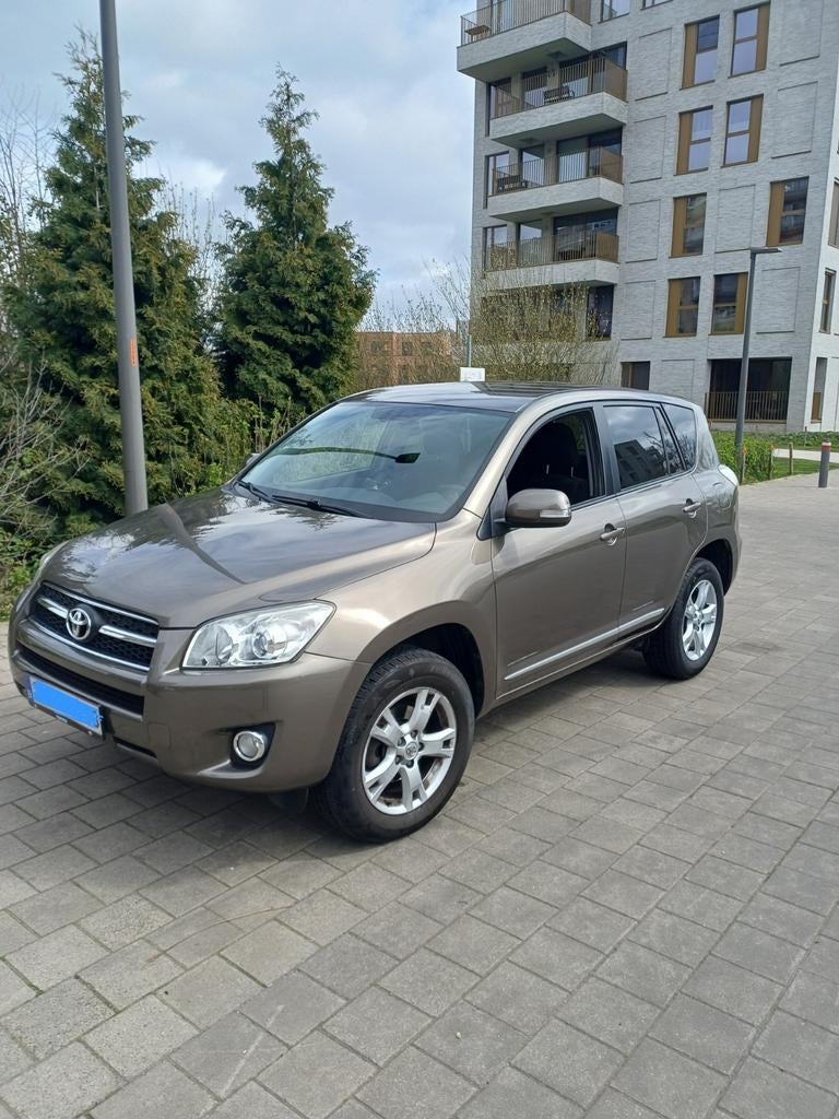 Rav4 4x4 in goede staat, Automaat, Beige, Particulier, Rav4