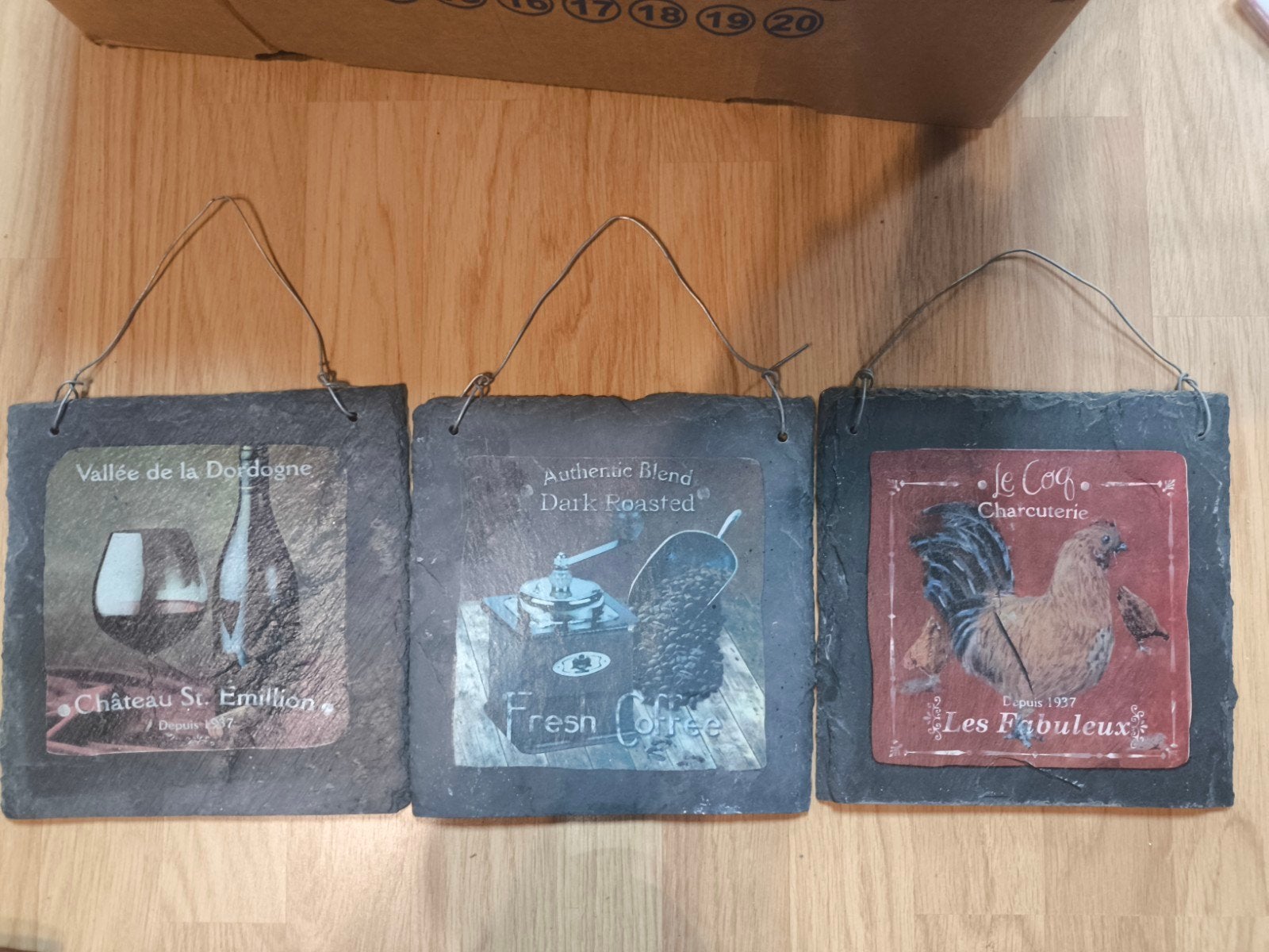 Ensemble de 3 assiettes décoratives rustiques en ardoise (vi, Enlèvement ou Envoi