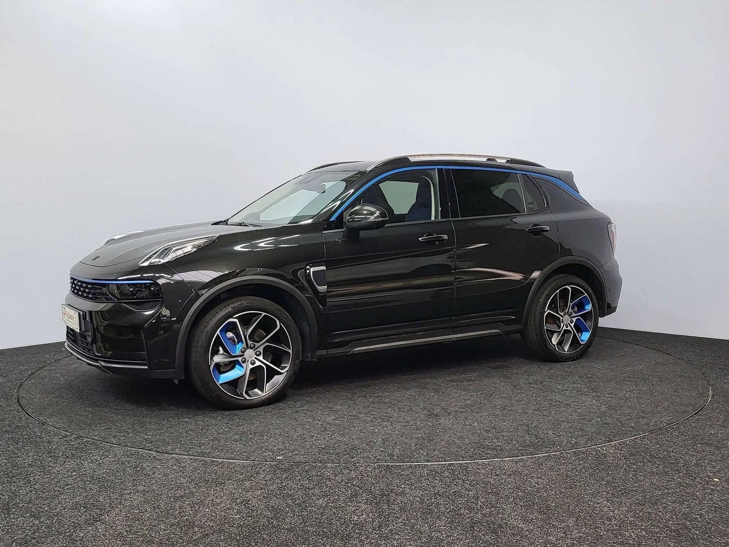 Lynk & Co 01 PHEV | Automaat | 2023 | 49.089 km | Perfecte s, Auto's, Automaat, Gebruikt, Zwart, Bedrijf