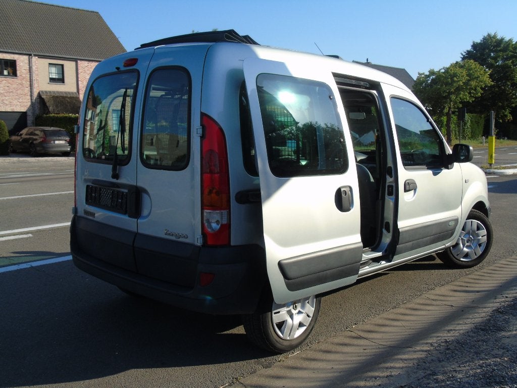Renault Kangoo 1.2i Benzine *09/2006 *Opendak *5 Zitplaatsen, Voorwielaandrijving, 4 deurs, Zwart, 4 cilinders
