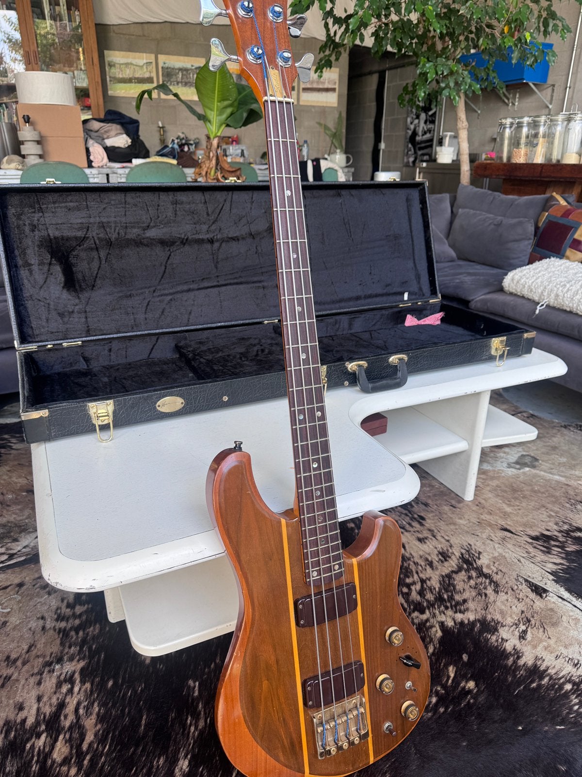 Ibanez ST924 basgitaar, Musique & Instruments, Instruments à corde | Guitares | Basses, Enlèvement, Utilisé, Électrique