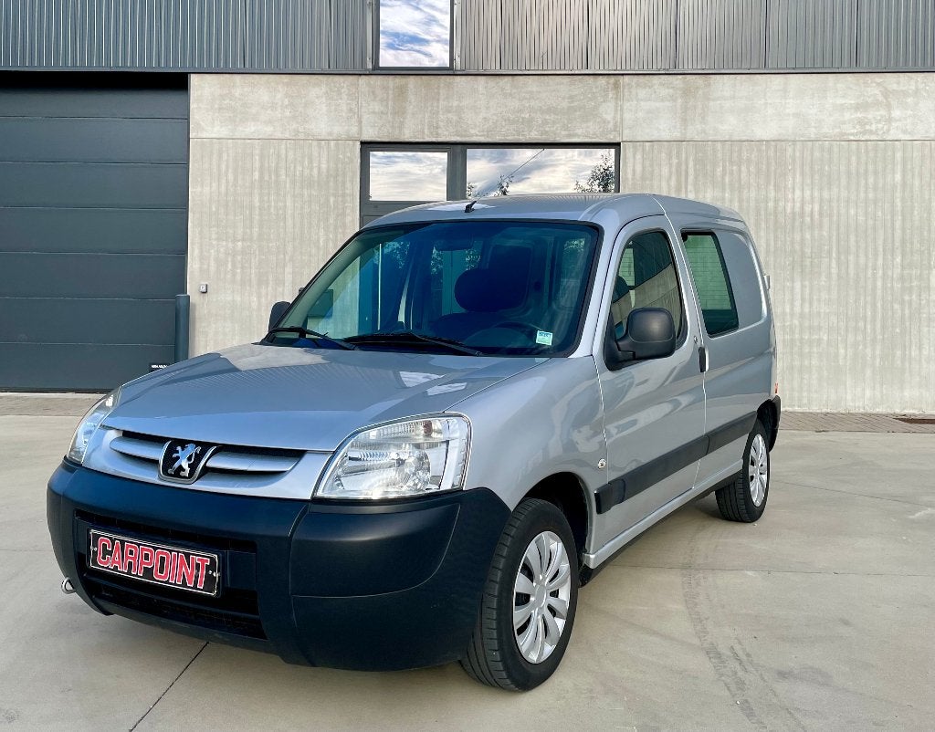 PEUGEOT PARTNER 1.4 BENZINE-148000km, Auto's, Peugeot, Voorwielaandrijving, 4 deurs, Stof, 1398 cc