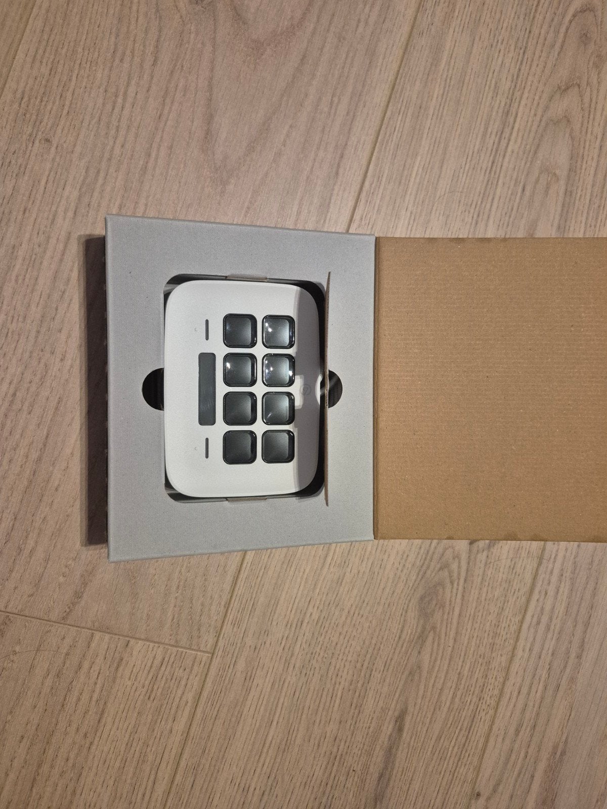Elgato Stream Deck Neo, Elgato, Comme neuf, Enlèvement, Autres dispositions