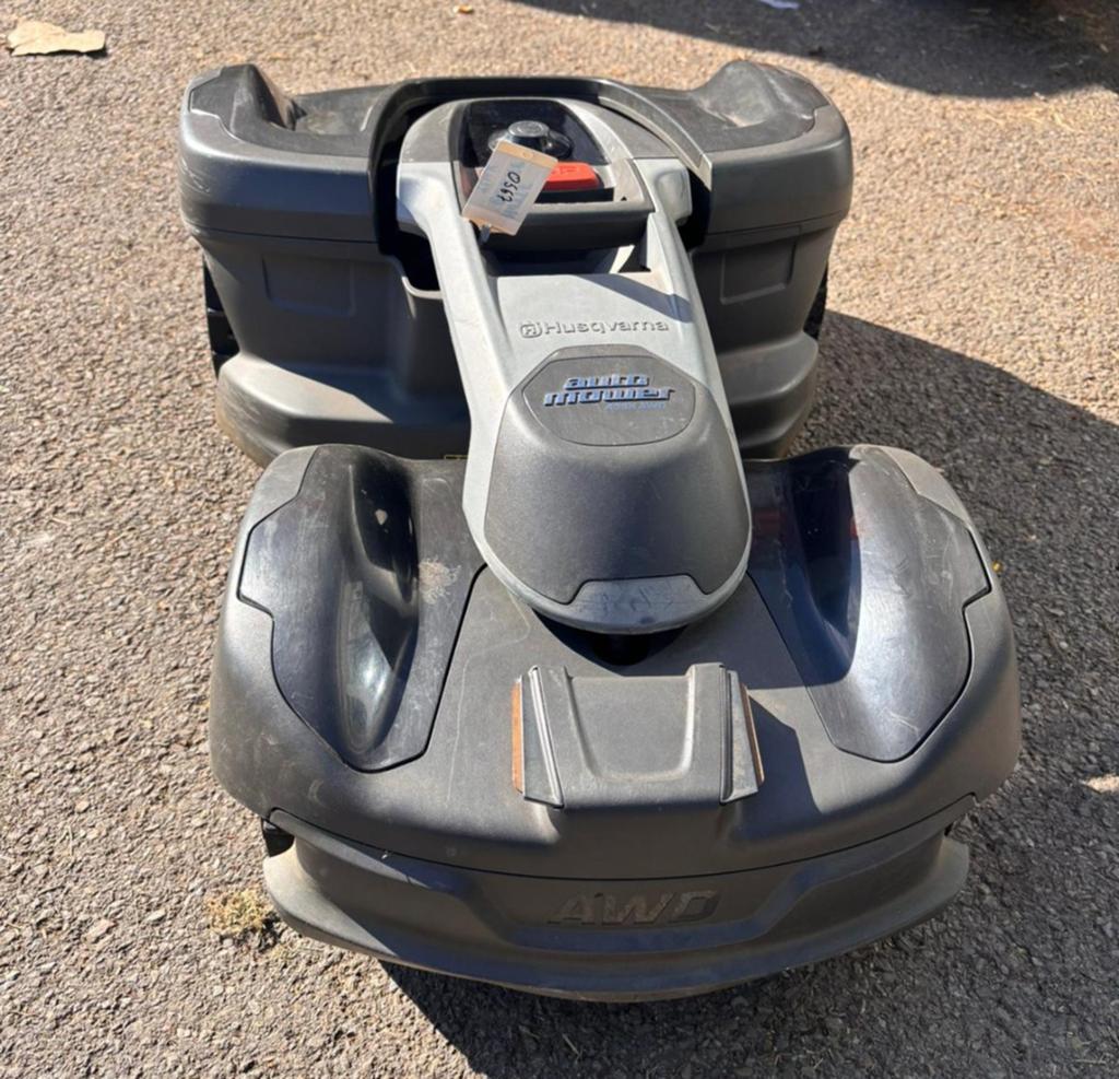 HUSQVARNA Automower 435X AWD (4x4), Ophalen
