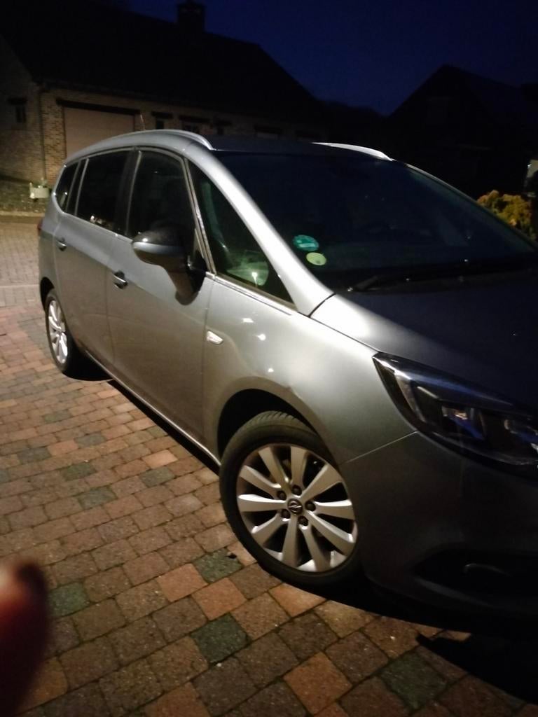 Opel Zafira kleur grijs/blauw, Voorwielaandrijving, Zwart, 1600 cc, Particulier