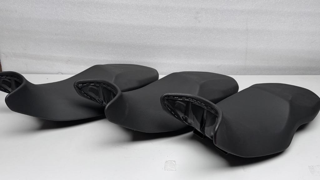 BMW F 900 XR zadel (3 stuks beschikbaar), Ophalen of Verzenden