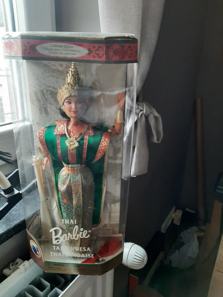 Barbiepoppen in doos, Verzamelen, Ophalen, Zo goed als nieuw, Pop