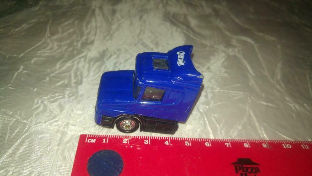 Camion jouet figurine bleu charmin, Enlèvement ou Envoi, Utilisé