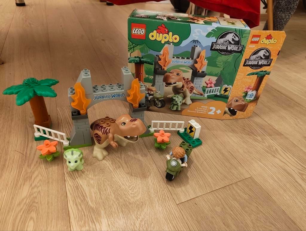 Lego Duplo Jurassic World T-Rex Breakout 10939, Kinderen en Baby's, Ophalen, Gebruikt, Complete set, Duplo