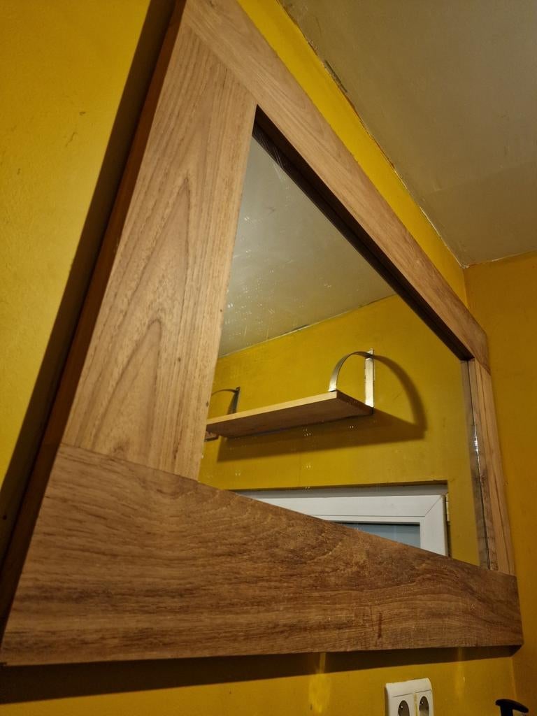 Beau miroir entièrement en bois. Nouveau., Maison & Meubles, Enlèvement, Comme neuf