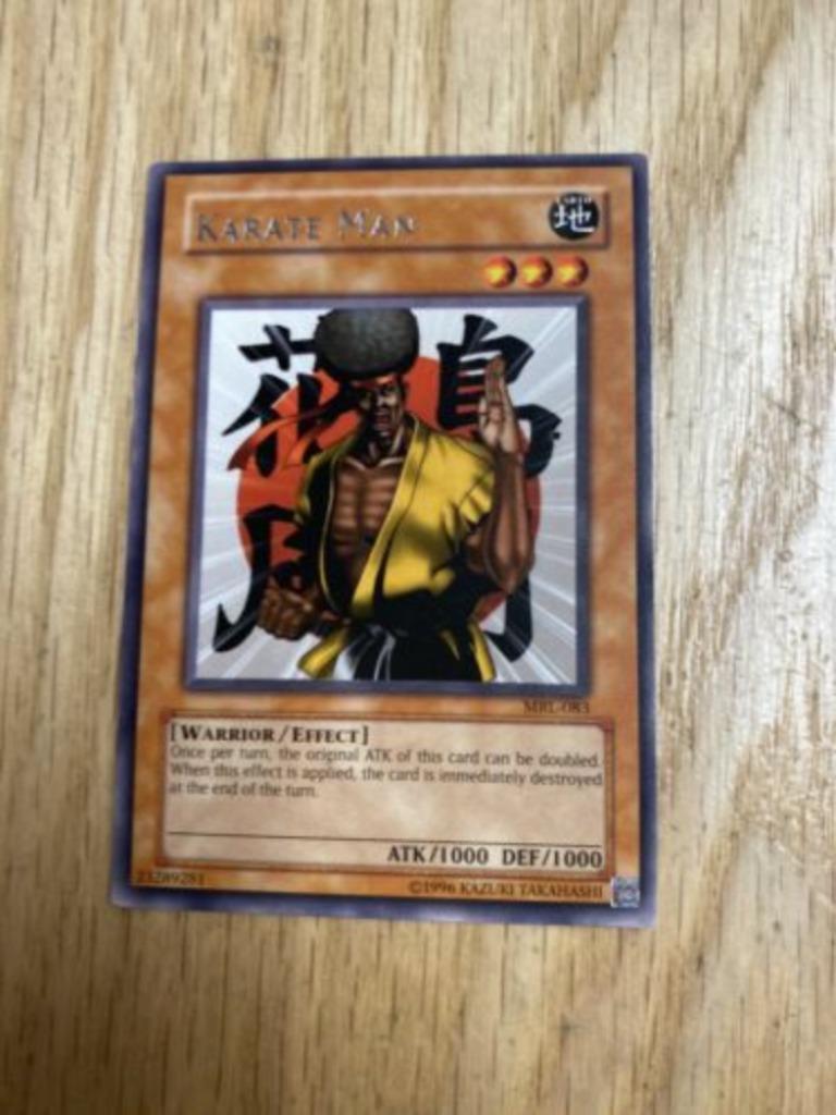 yu-gi-oh Karate man, Enlèvement ou Envoi, Comme neuf, Cartes en vrac