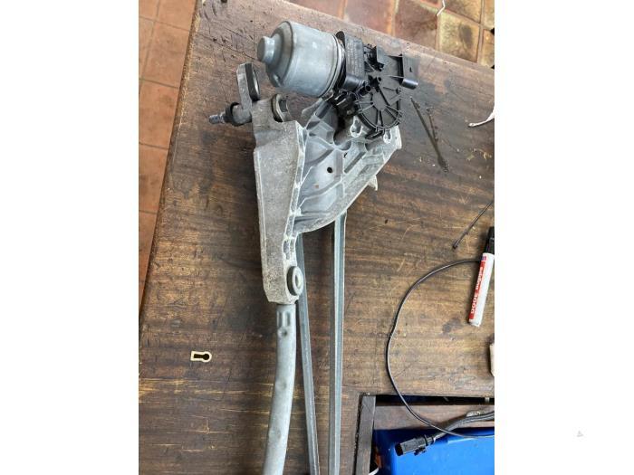 Ruitenwismotor + Mechaniek van een Ford Fiesta, Ophalen of Verzenden, 3 maanden garantie, Gebruikt, Ford