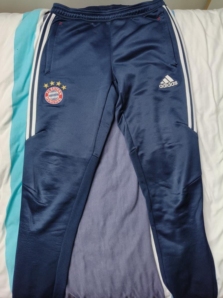 Adidas trainingsbroek Fc Bayern München, Ophalen, Zo goed als nieuw, Maat 48/50 (M)