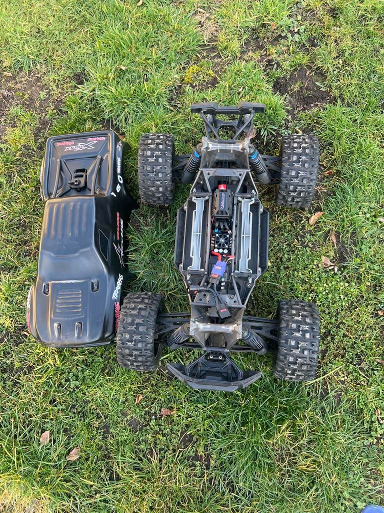 Traxxas X-Maxx 8S – Volledig RTR – Veel upgrades, Hobby & Loisirs créatifs, Enlèvement