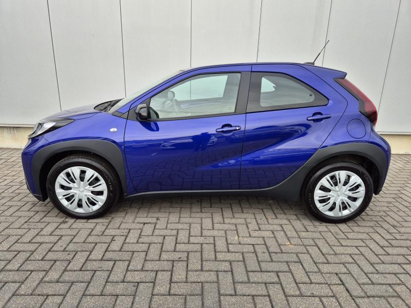 Toyota Aygo X 1.0 play, Emergency brake assist, Blauw, 72 pk, Bedrijf