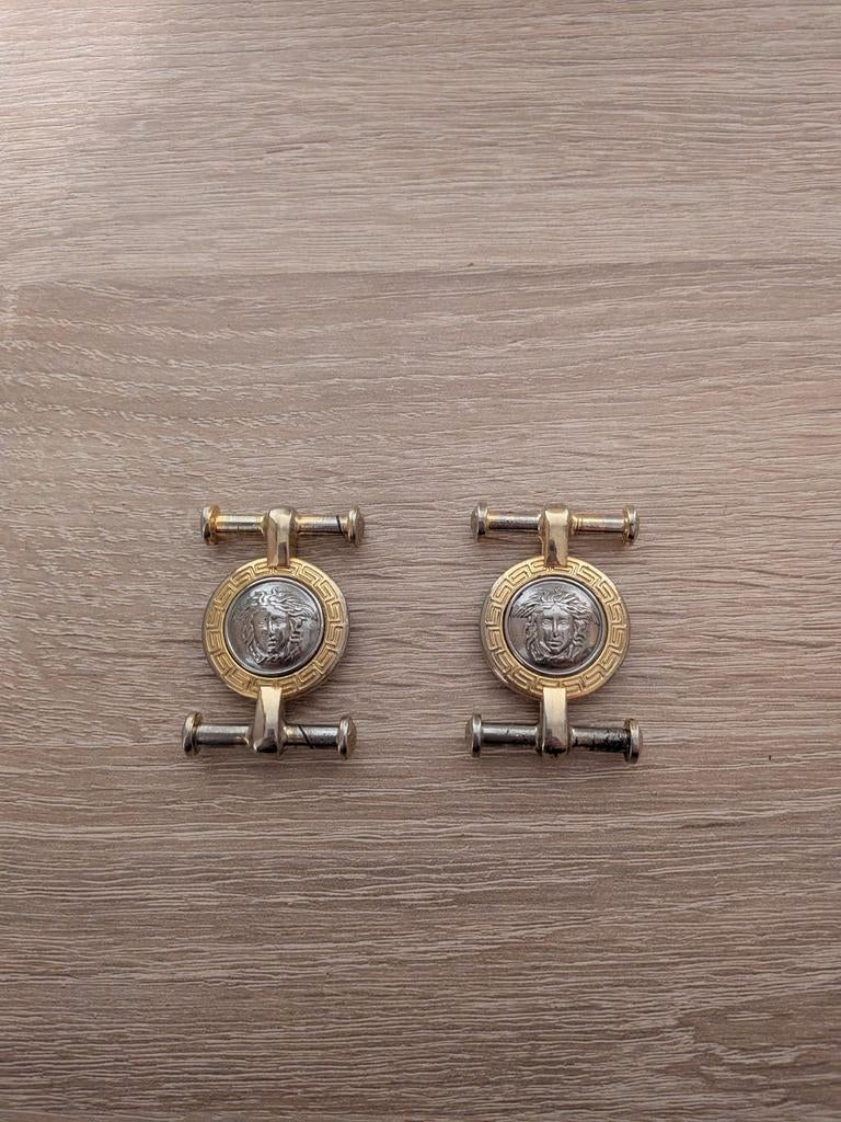 Paire d'Accessoires Vintage Gianni Versace – Design Méduse, Argent, Argent
