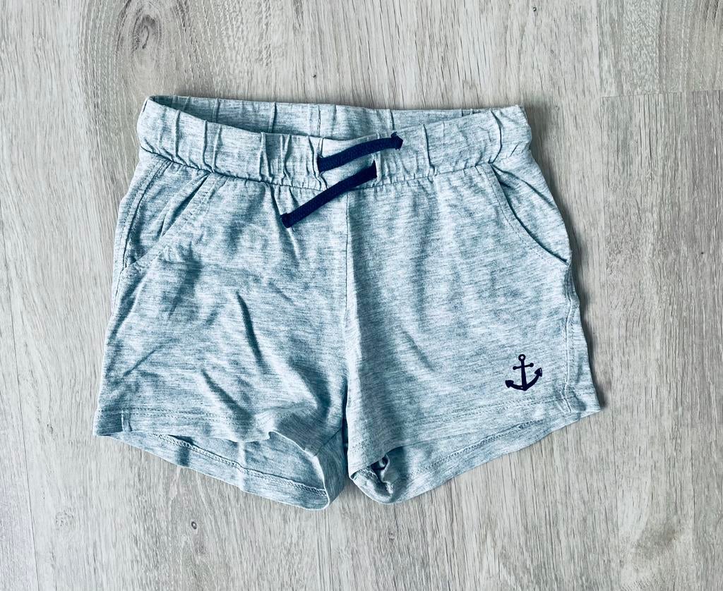 Kinderkleding (Short) - Maat 92, Kinderen en Baby's, Kinderkleding | Maat 92, Broek, H&M, Ophalen of Verzenden, Zo goed als nieuw