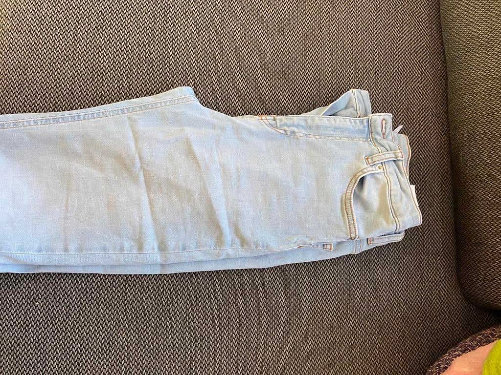 Jeansbroek Nakd, Kleding | Dames, Ophalen of Verzenden, Zo goed als nieuw, Blauw, W30 - W32 (confectie 38/40)