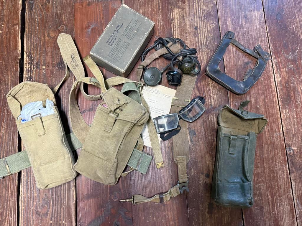 WW2 Militaria Lotus, Enlèvement ou Envoi