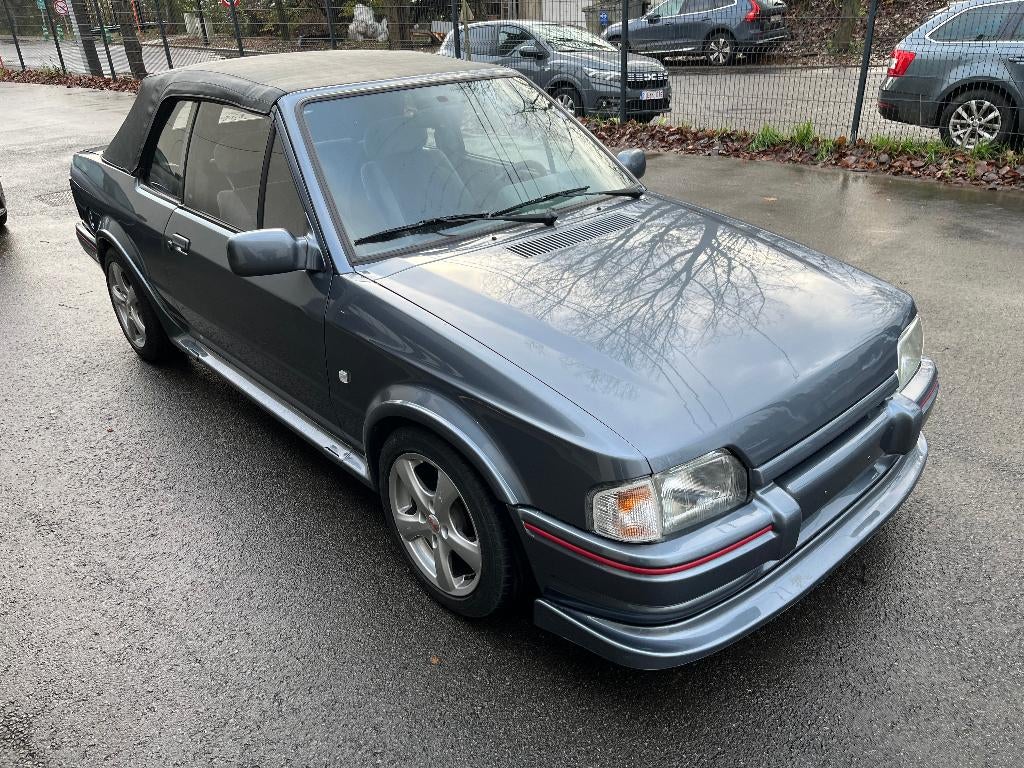FORD ESCORT XR3i CABRIOLET - 1é Propriétaire !, Auto's, Ford, Stof, 4 cilinders, Cabriolet, Bedrijf