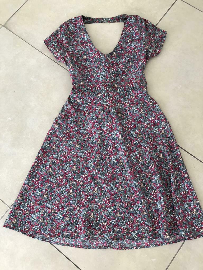 Kleedje Pauline B mt 4, Kleding | Dames, Jurken, Maat 38/40 (M), Overige kleuren, Ophalen of Verzenden, Knielengte