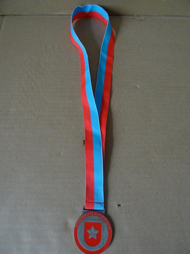 Medaille Maastrichts Mooiste 2009 medaille hardloop medaille, Antiek en Kunst, Ophalen of Verzenden