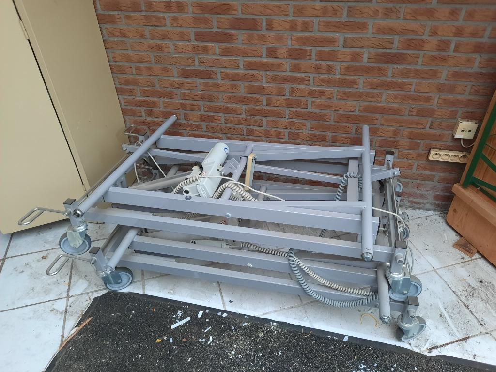 Mekaniek/aandrijving/onderstel hoger lager bed, Ophalen, Gebruikt, Overige typen