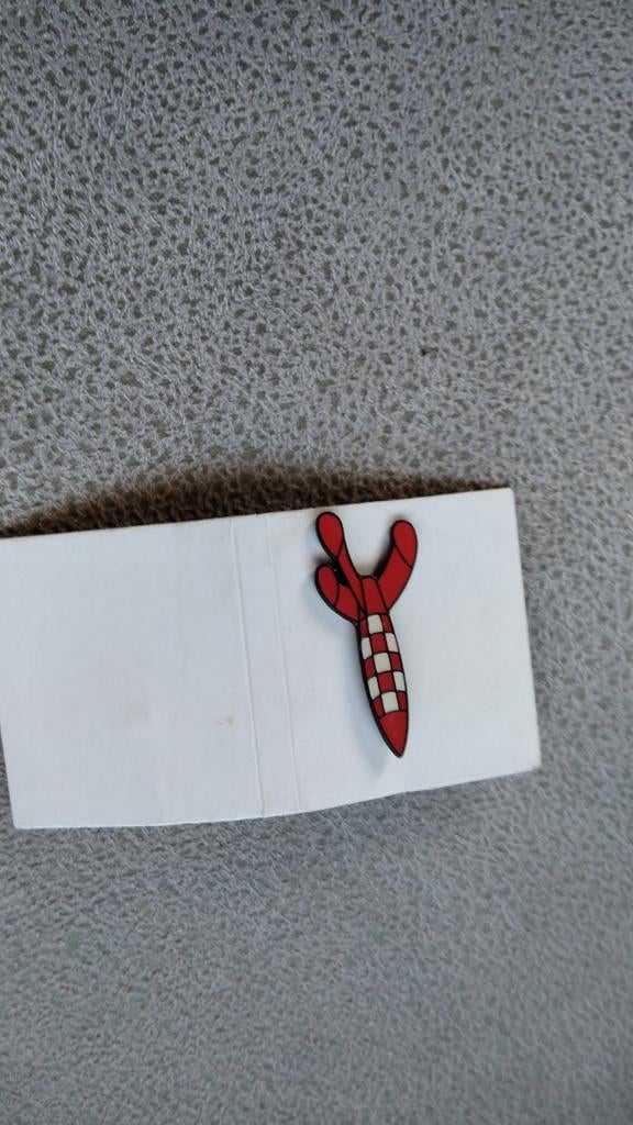 Pins raket Kuifje, Verzamelen, Stripfiguren, Ophalen of Verzenden, Kuifje