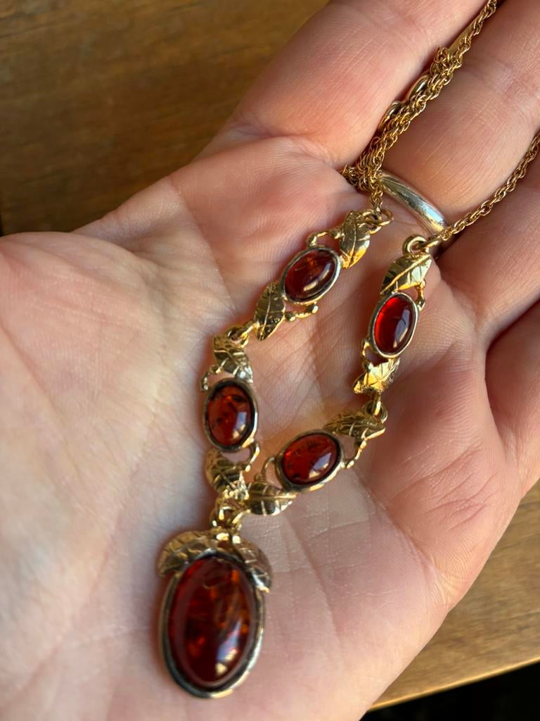 Vintage verguld zilveren halssnoer met amber, Ophalen of Verzenden, Zo goed als nieuw, Met edelsteen, Goud