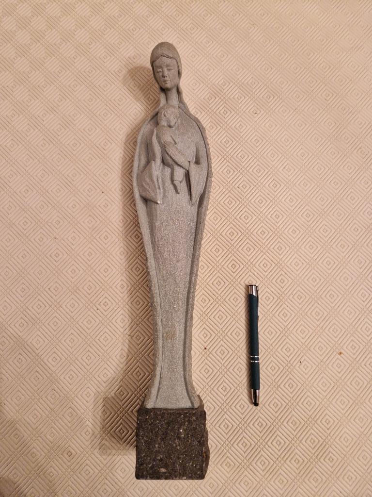 beeld maria met kind in steen, Antiek en Kunst, Kunst | Beelden en Houtsnijwerken, Ophalen