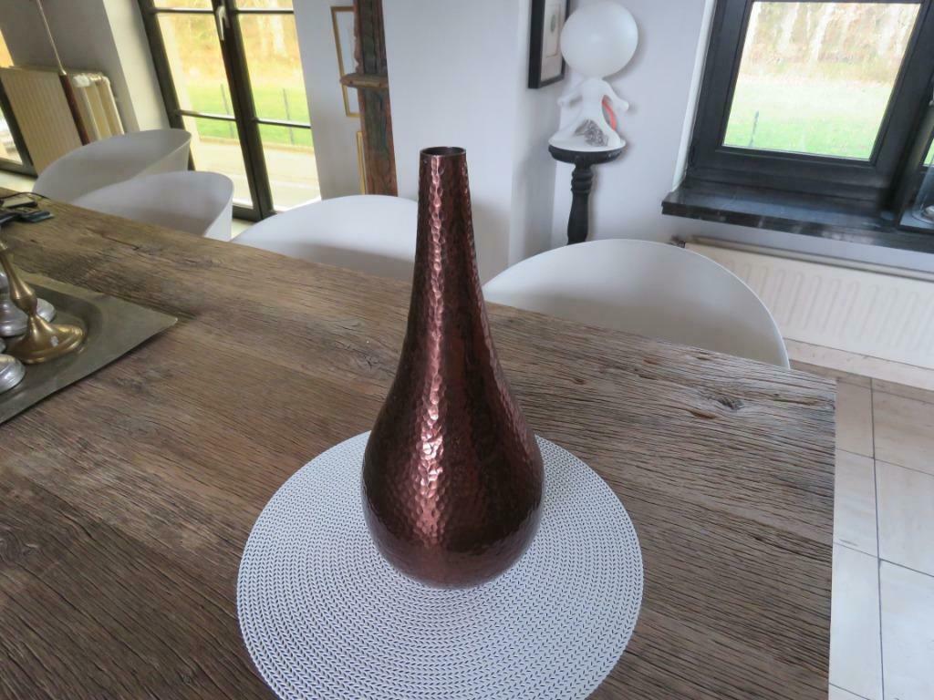 Vase en cuivre rouge martelé, Maison & Meubles, Rouge, Moins de 50 cm, Enlèvement ou Envoi, Comme neuf