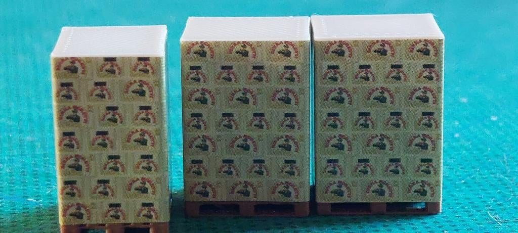 H0LK 0407 PALLETS MET DRANK 1/87, Hobby en Vrije tijd, Overige merken, Verzenden, Gelijkstroom of Wisselstroom, Overige typen