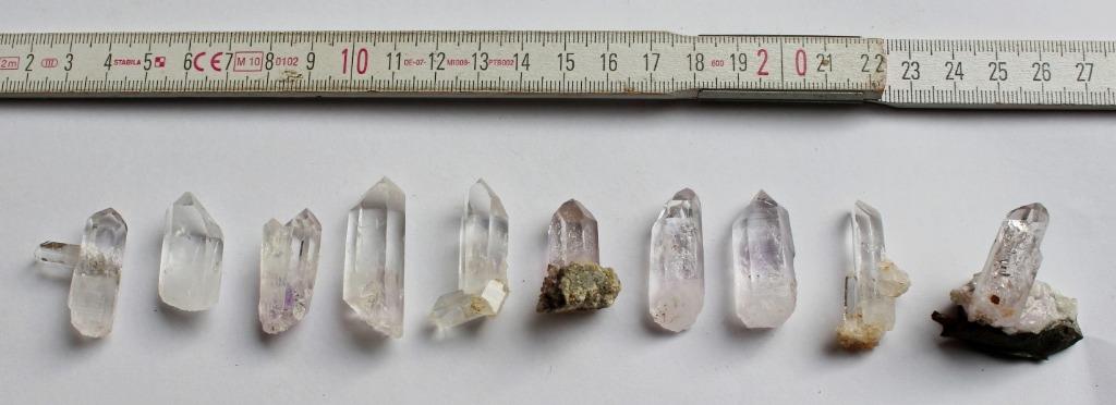 BERGKRISTAL lot van 10 stuks uit Brandberg in NAMIBIE, Verzamelen, Ophalen of Verzenden, Mineraal