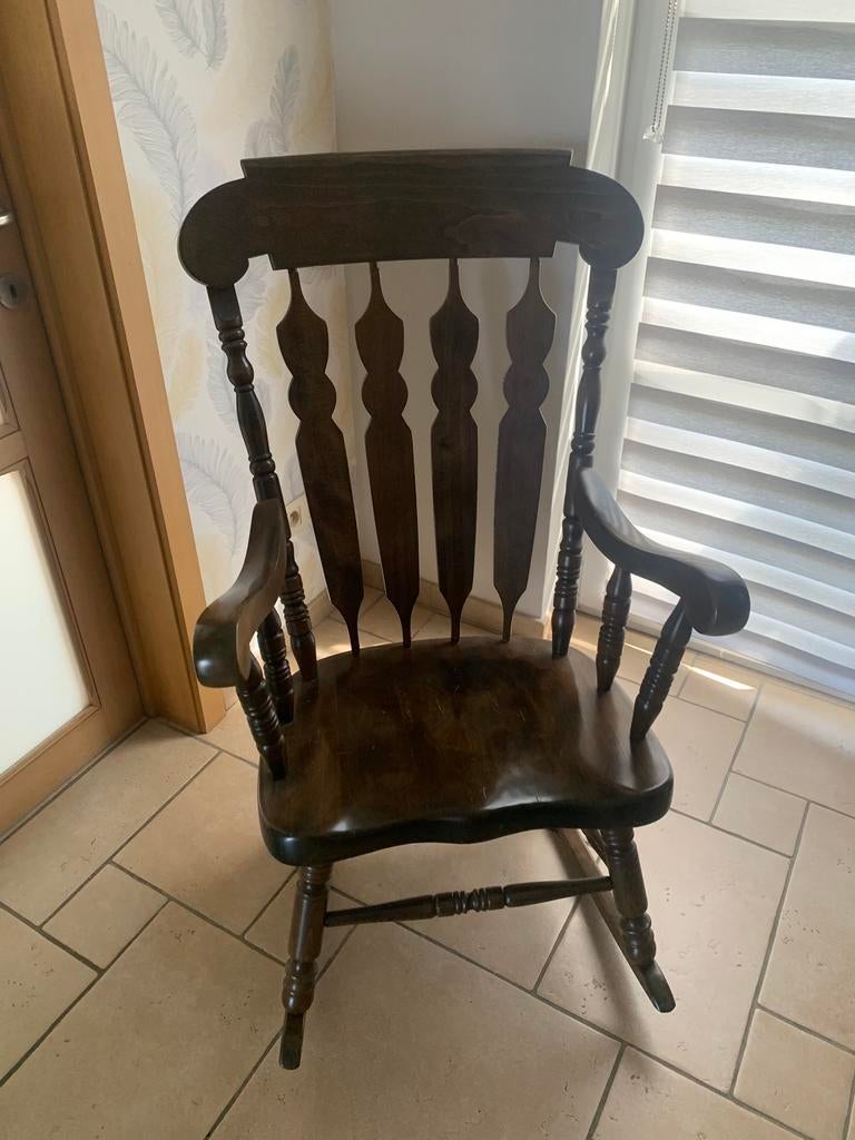 Fauteuil en bois à bascule, Moins de 75 cm, Enlèvement, Utilisé, 50 à 75 cm