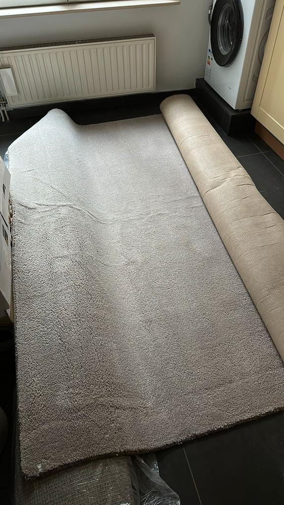 Tapijt zeer groot beige, Maison & Meubles, Ameublement | Revêtements de sol, Enlèvement, Comme neuf, Beige, Tapis