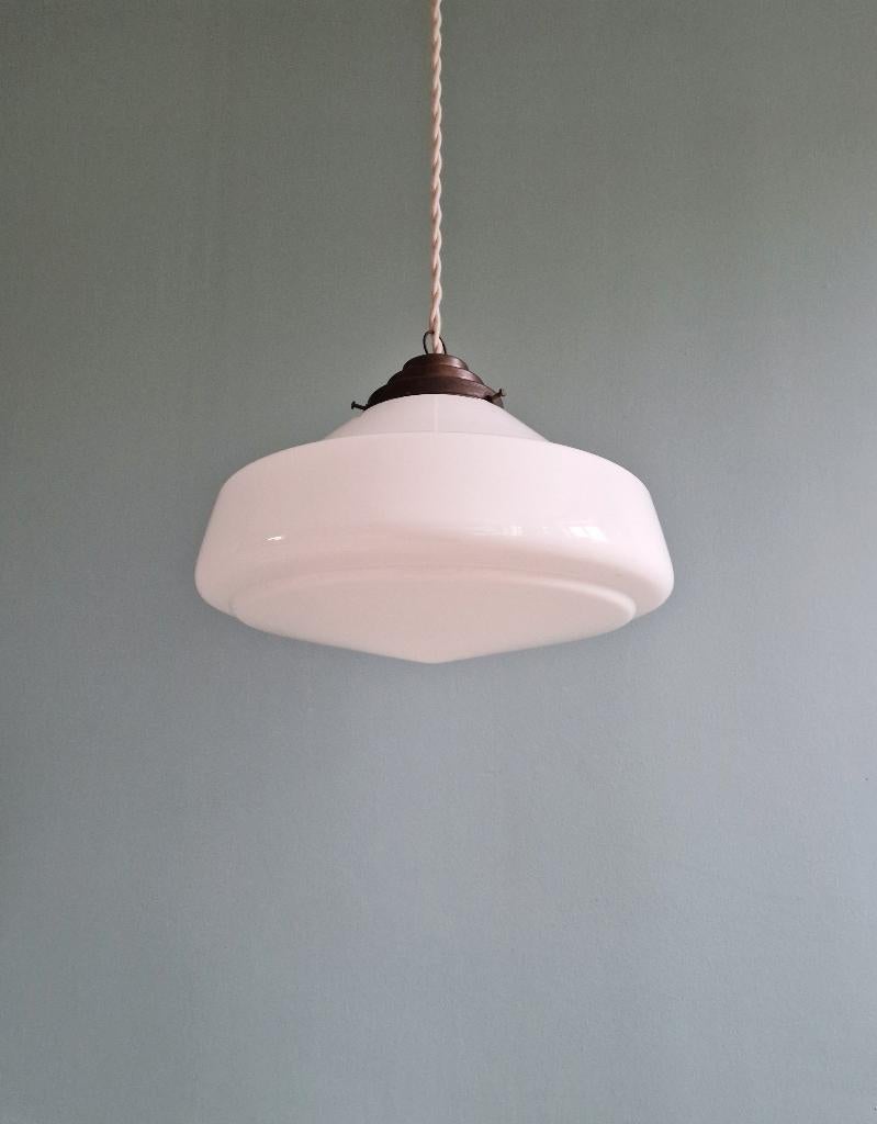 Suspension Art Déco Philips en opaline, série Phililite,1930, Enlèvement ou Envoi