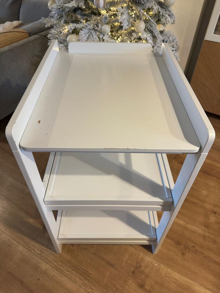 Witte luiertafal Quax baby, Kinderen en Baby's, Ophalen, Zo goed als nieuw