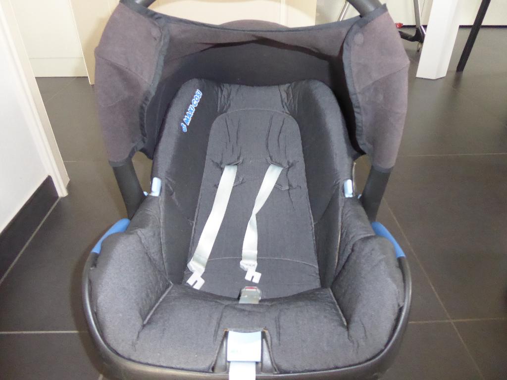 Autostoel Maxicosy met verkleinkussen van 0 kg tot 13 kg, Autogordel, Ophalen of Verzenden, Zo goed als nieuw, 0 t/m 13 kg