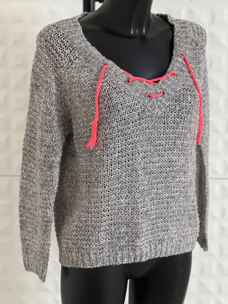 Pull Killibi pour femme : Taille M, Vêtements | Femmes, Enlèvement, Comme neuf