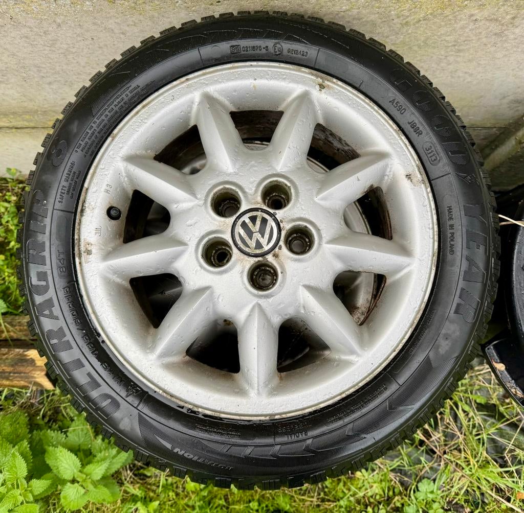 Jantes + pneus hiver 185-60 R15 84T, Enlèvement