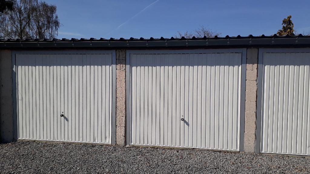 garage a louer à Liege - Impeccable propre sec- Parking aisé, Province de Liège