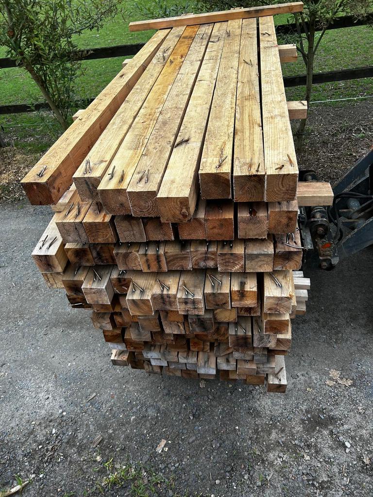 Houten balken te koop, Tuin en Terras, Ophalen, Zo goed als nieuw, Balken