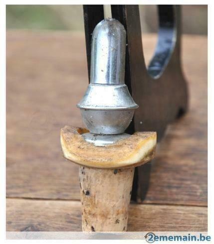 bouchon verseur pour bouteille avec base en corne, Collections, Enlèvement ou Envoi, Utilisé