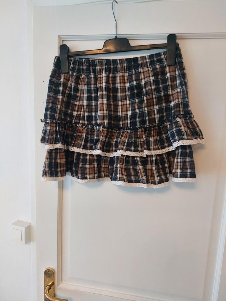 À VENDRE JUPE À VOLANTS ... TAILLE 40  ... OCCASION, Enlèvement, Porté, Brun
