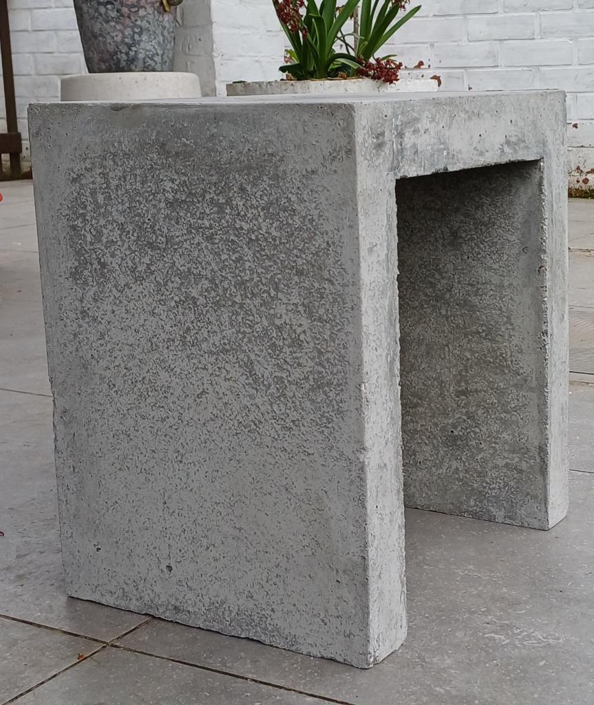 Betonnen bankje, Tuin en Terras, Ophalen, Nieuw, Overige materialen