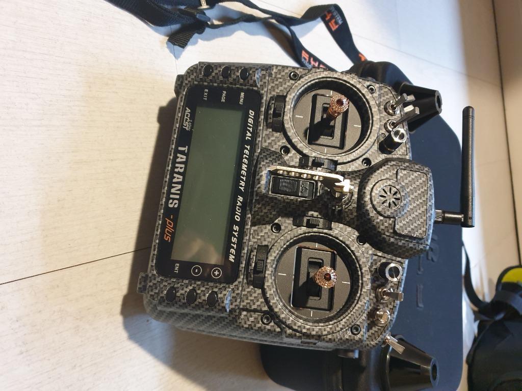 Radio FrSky Taranis X9D plus Special Edition, Hobby & Loisirs créatifs, Enlèvement, Comme neuf, Quadricoptère ou Multicoptère