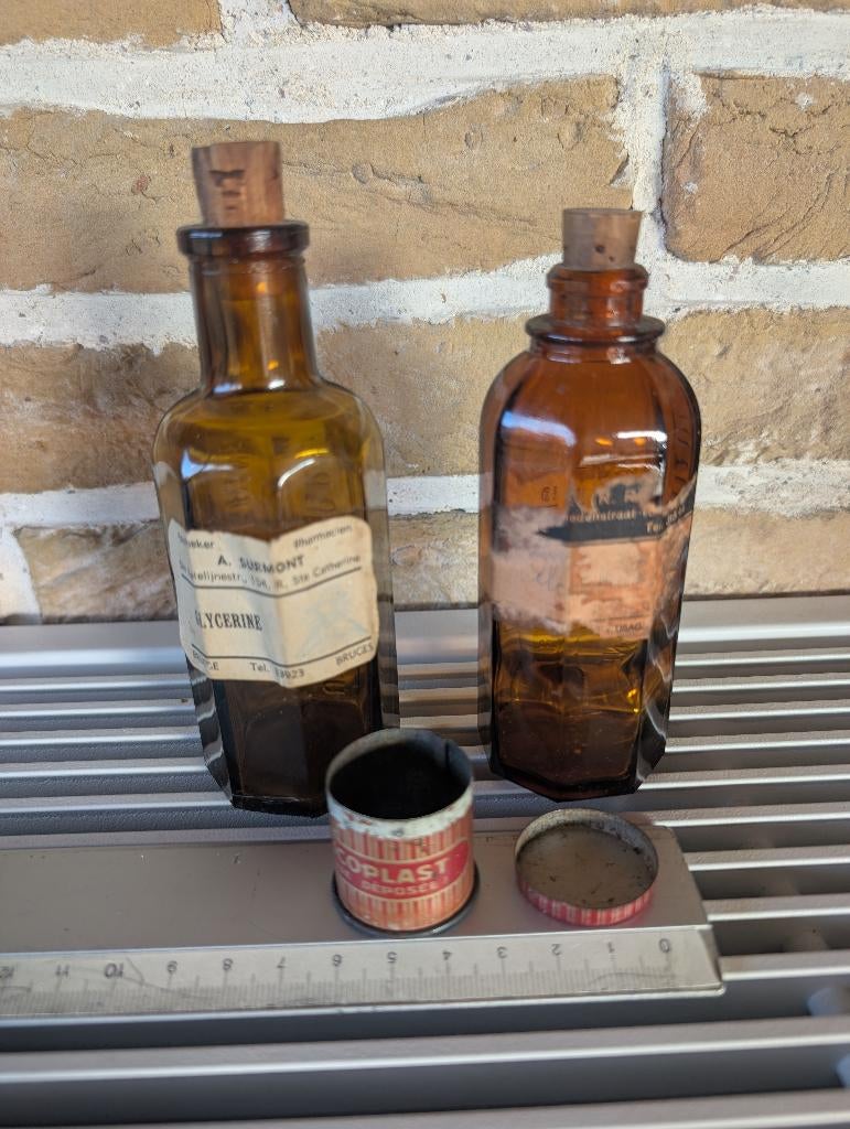 Vintage Set Apothekersflesjes en Antiek Leucoplast Blikje, Ophalen of Verzenden