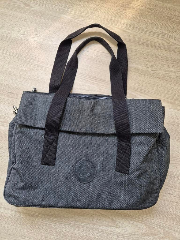 Kipling laptoptas, Computers en Software, Laptoptassen, Ophalen of Verzenden, 16 inch, Zo goed als nieuw, Schoudertas